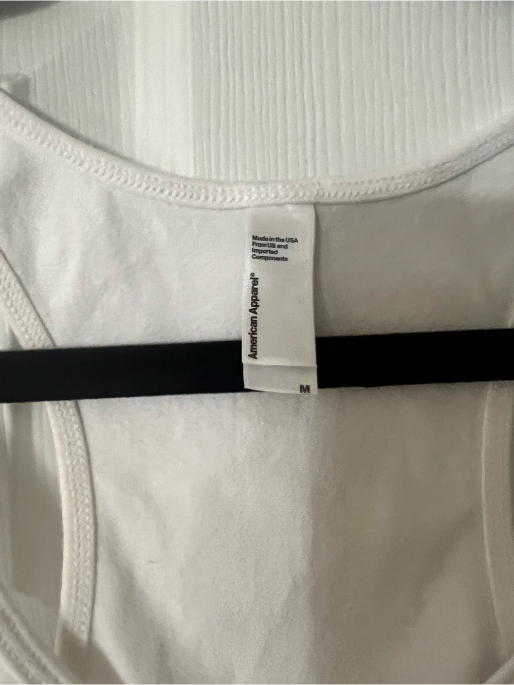 NWOT Good American White V-neck Women’s Bodysuit - Picture 2 of 5